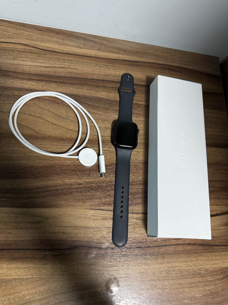 Смарт-часы Apple Watch Series 9 GPS M/L 45 мм синий-черный