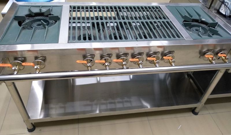 Газовая плита для ресторанов, кафе и столовых 8, 10, 12 конфорок. Газ