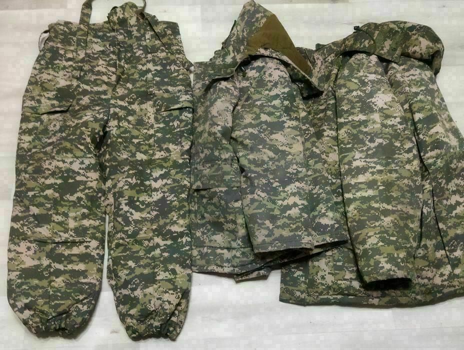 Новое военное - берцы,бушлаты ватники!