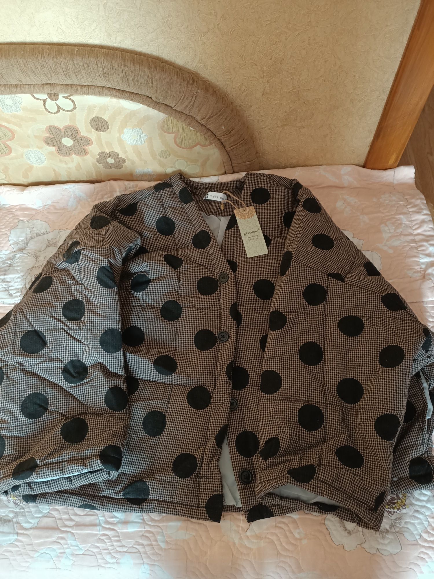 Продам женские вещи,листай карусель