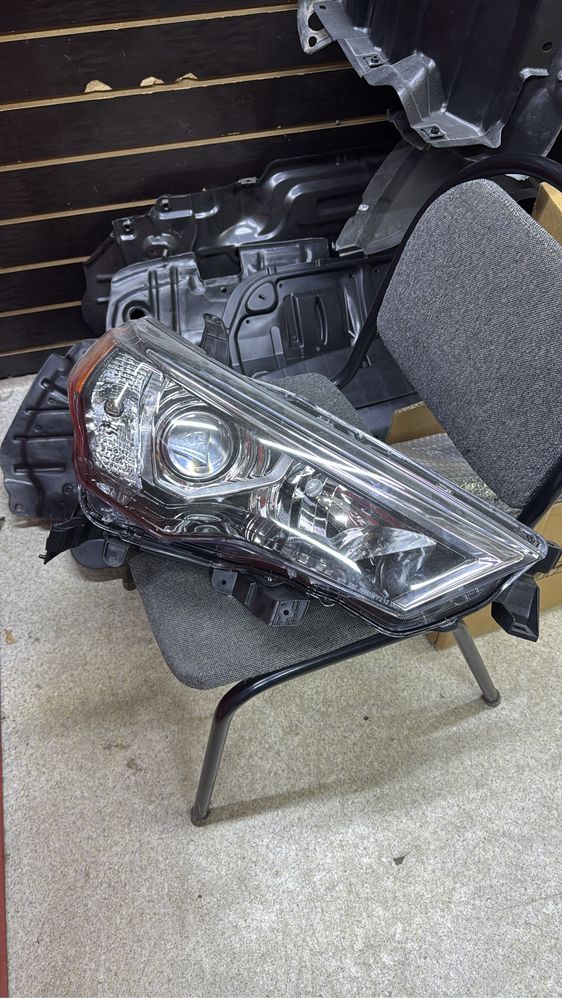 Бампер Toyota 4 Runner  все по кузову