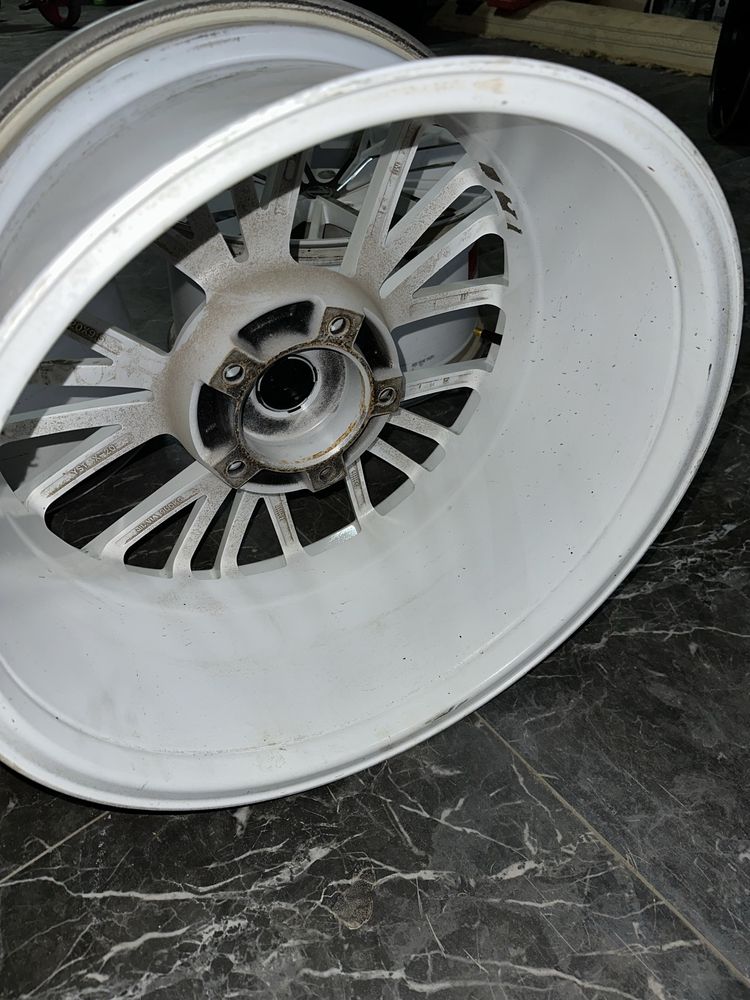 продам диски r18