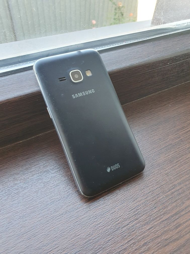Samsung Galaxy j1