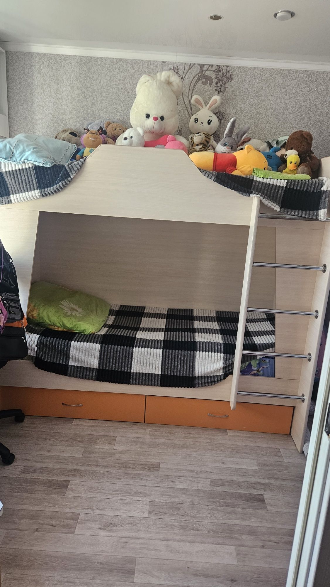 Продам 2х комнатную квартиру