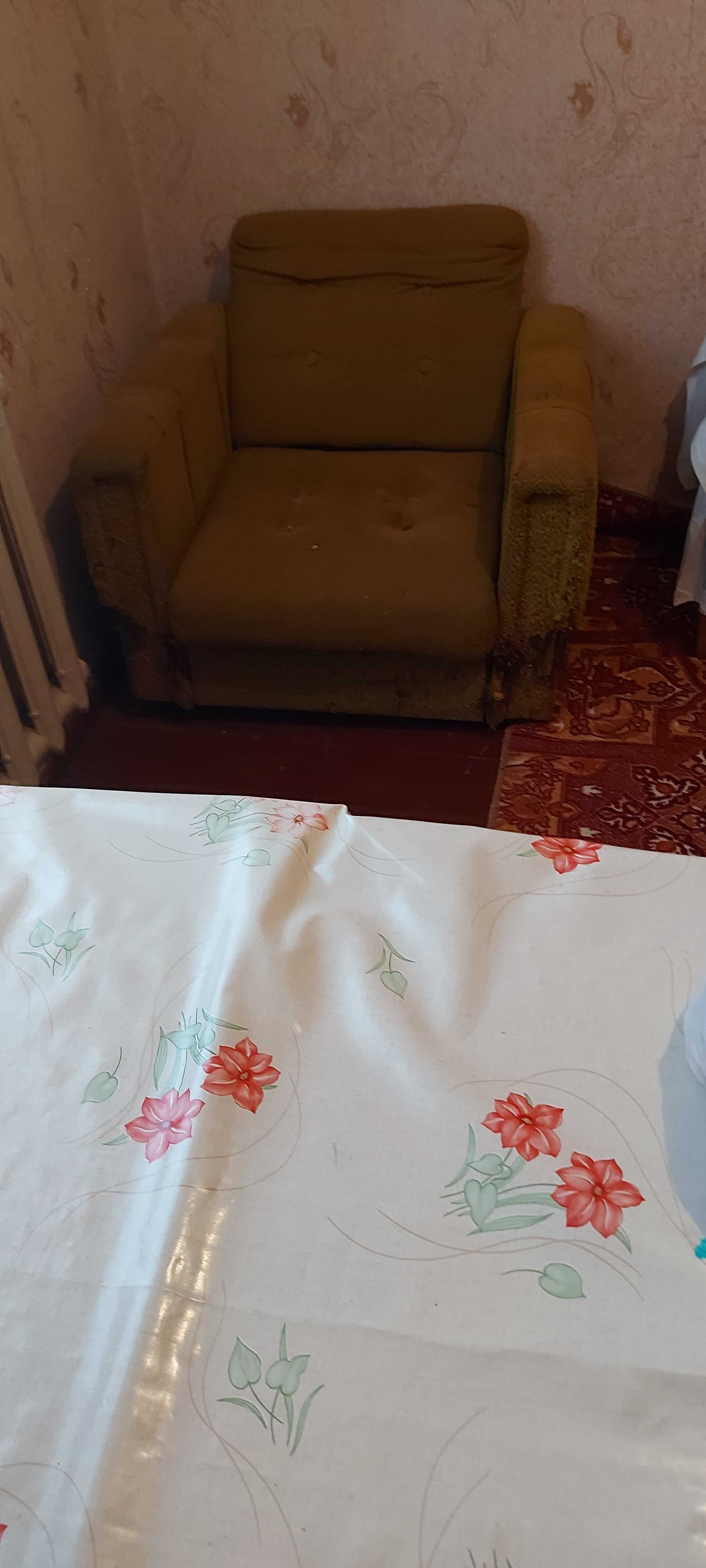 Кресла для умелых рук, из которых можно сделать новые.