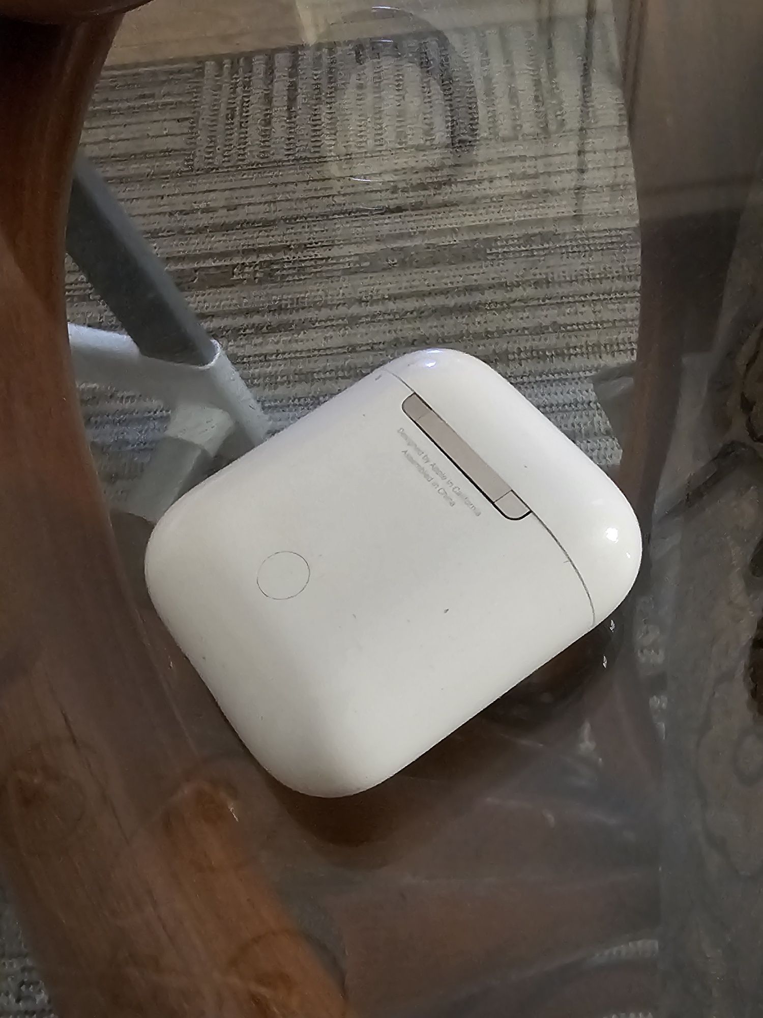 Aipods первого поколения