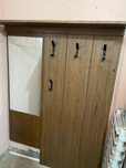 Продам прихожку и косметический столик