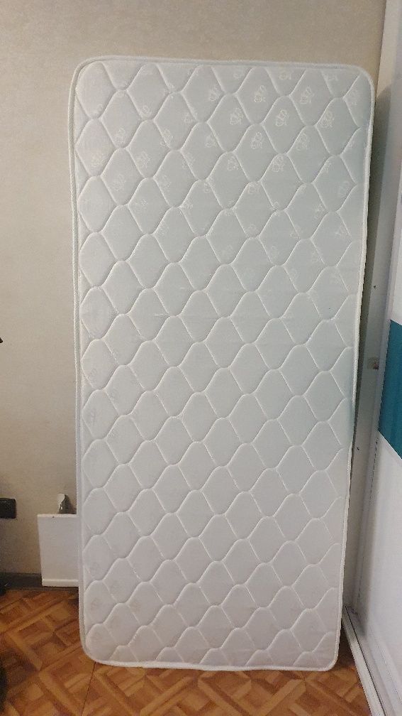 Продаётся матрас