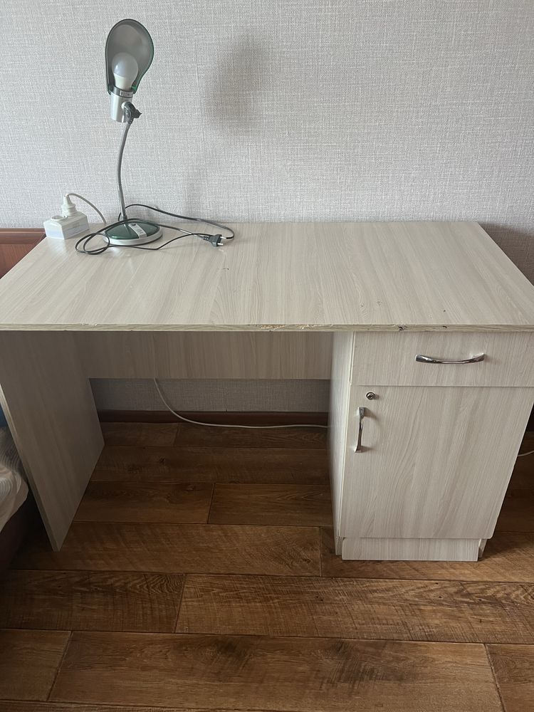 Письменный стол размер 120*60