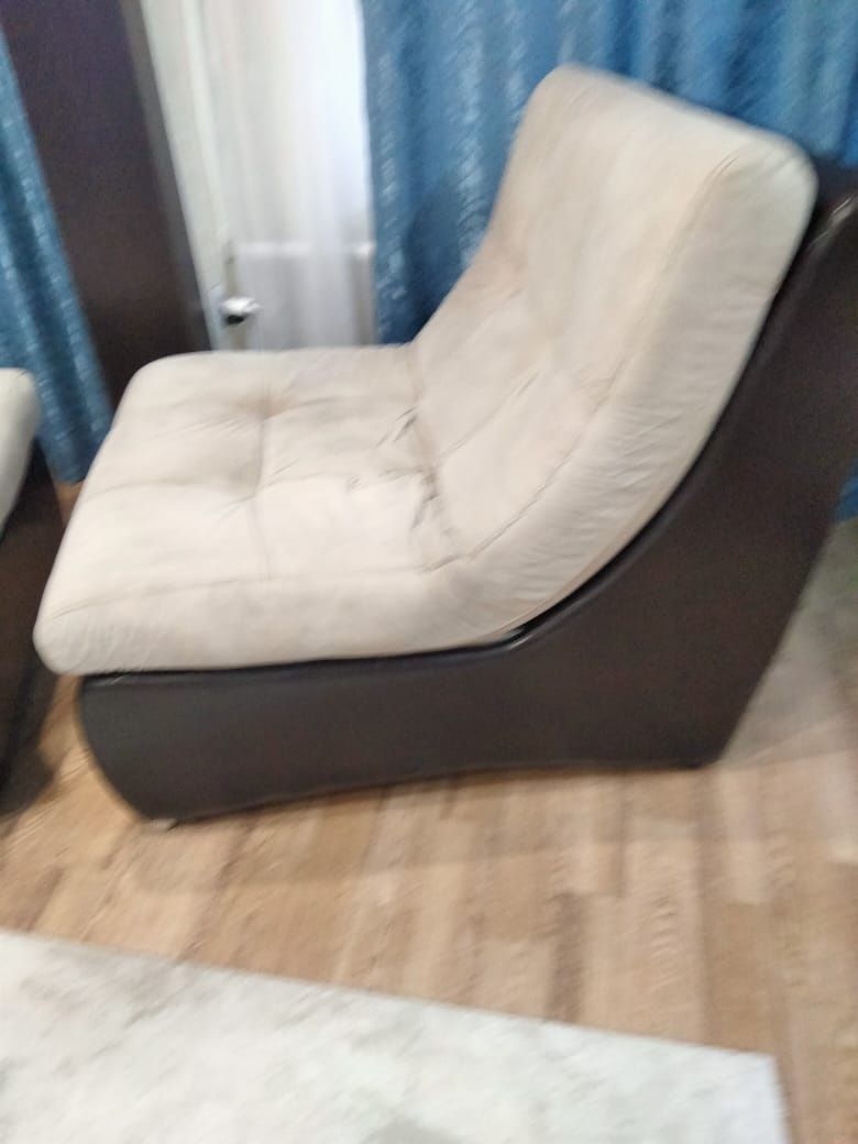 Угловой диван. В отличном состоянии. Продам.