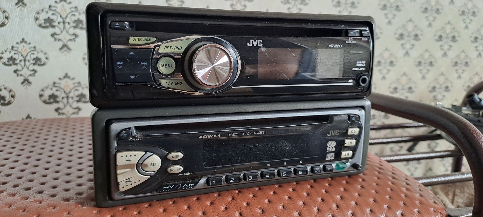 Магнитола JVC kd-r311,kd-s70r