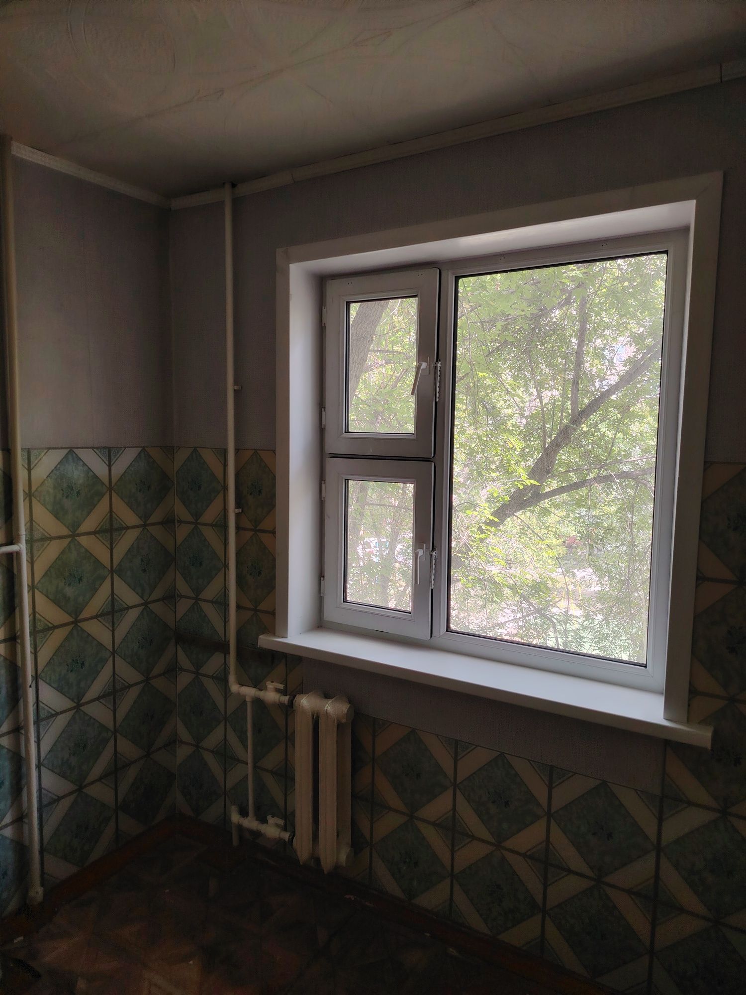 Продам 2х комнатную квартиру пр. Мира 98 /1