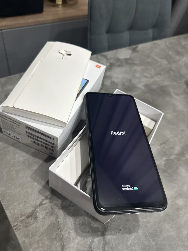 Продам Redmi 9C 64Gb