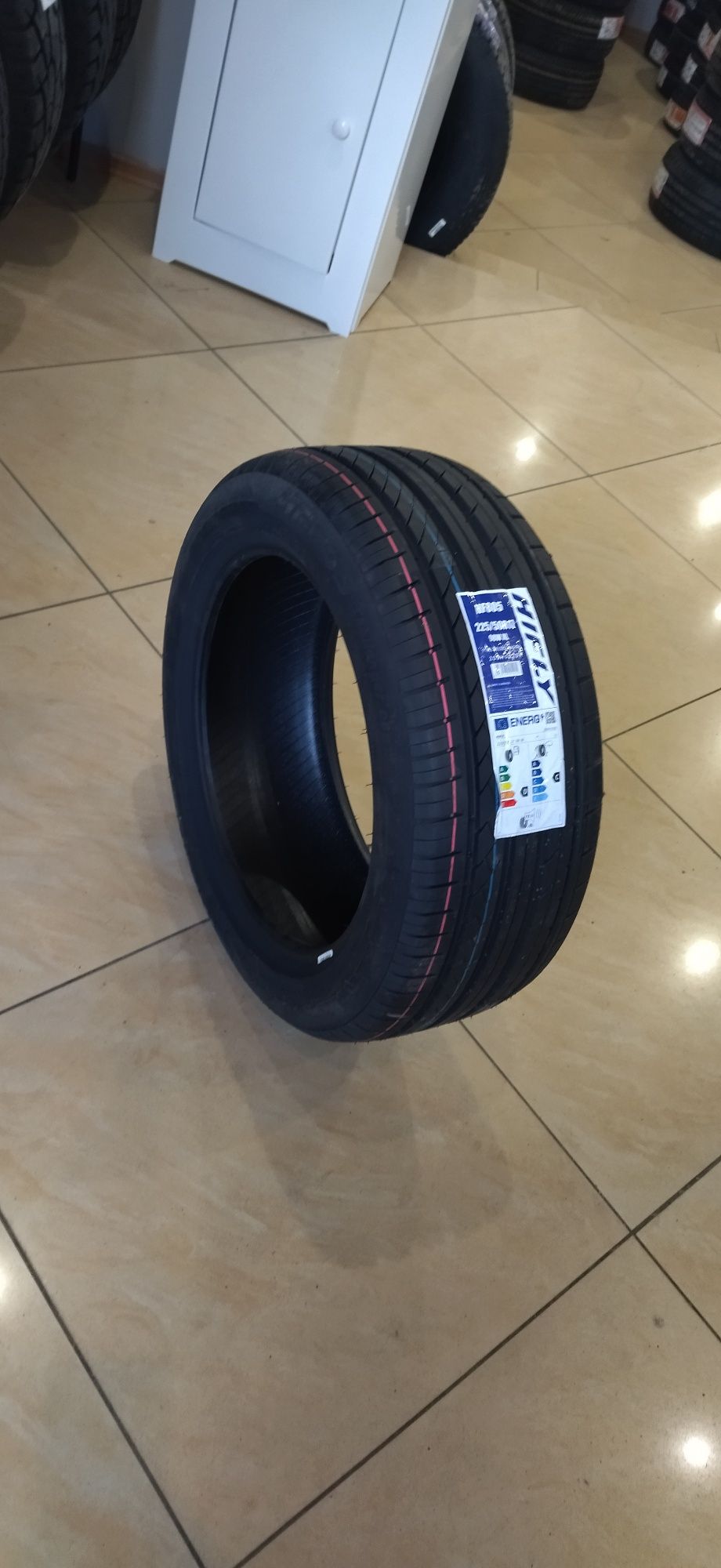 225/50R17 HF805 HIFLY