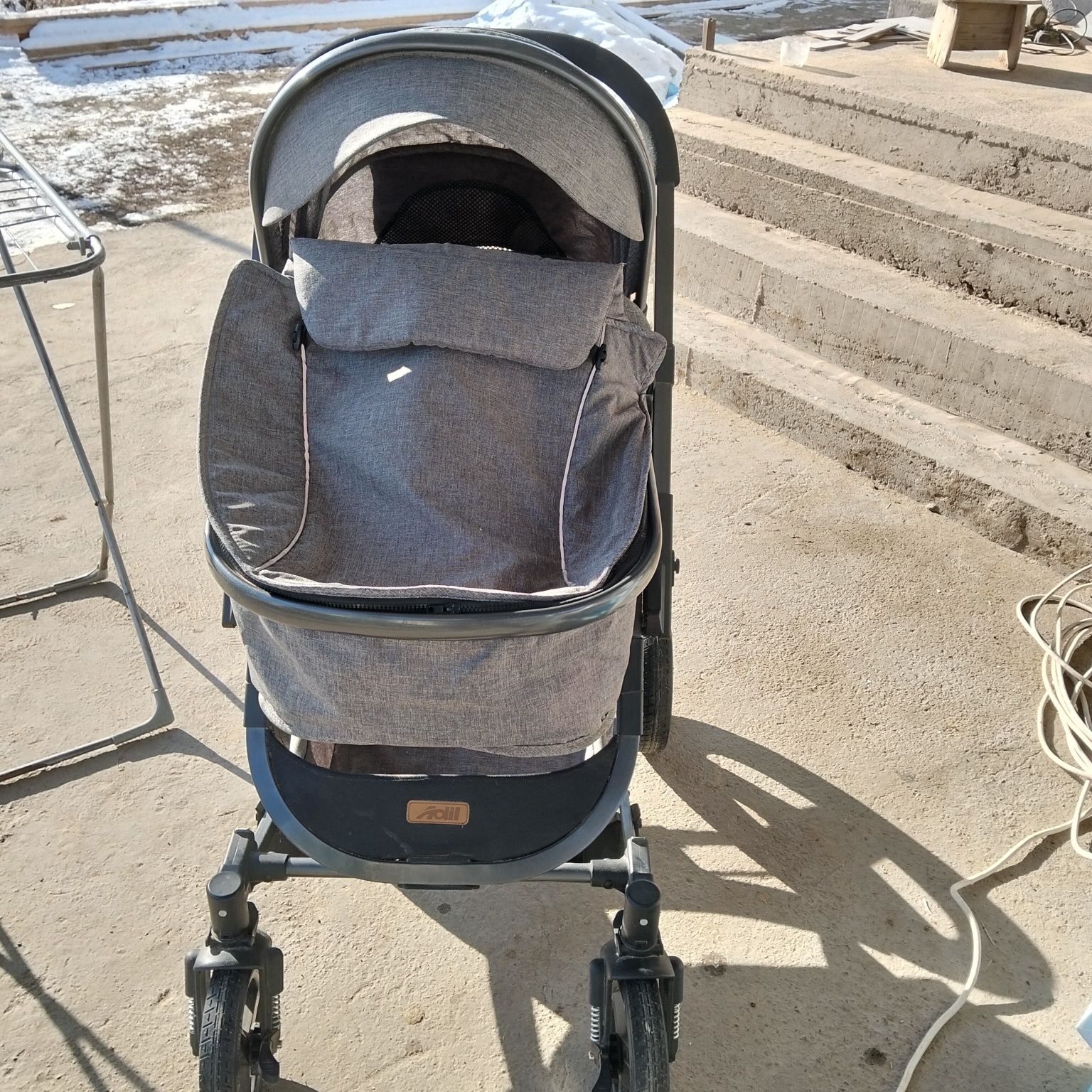 Срочно новый коляска