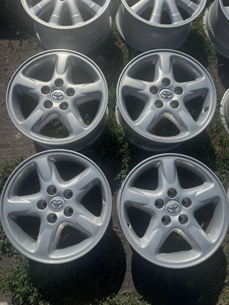 Диски на 16 5/114,3 toyota original