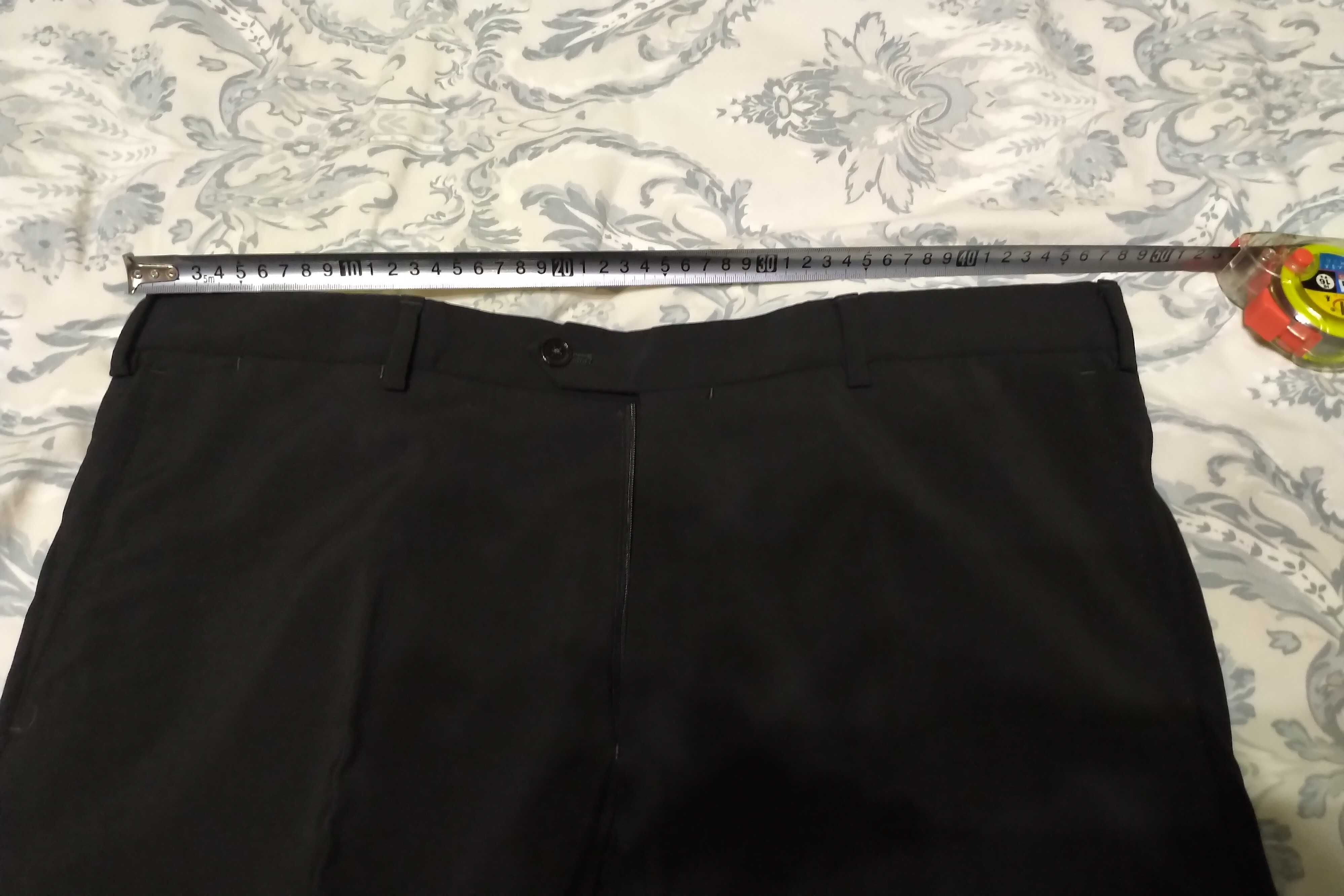 Продаю БУ костюм Massimo Dutti, одевался один раз, после химчистки