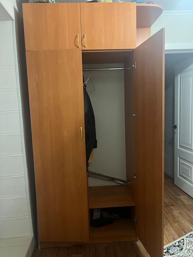 Шкаф для прихожей