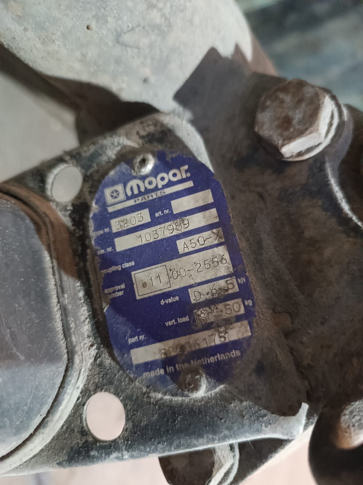 Продам фаркоп заводской