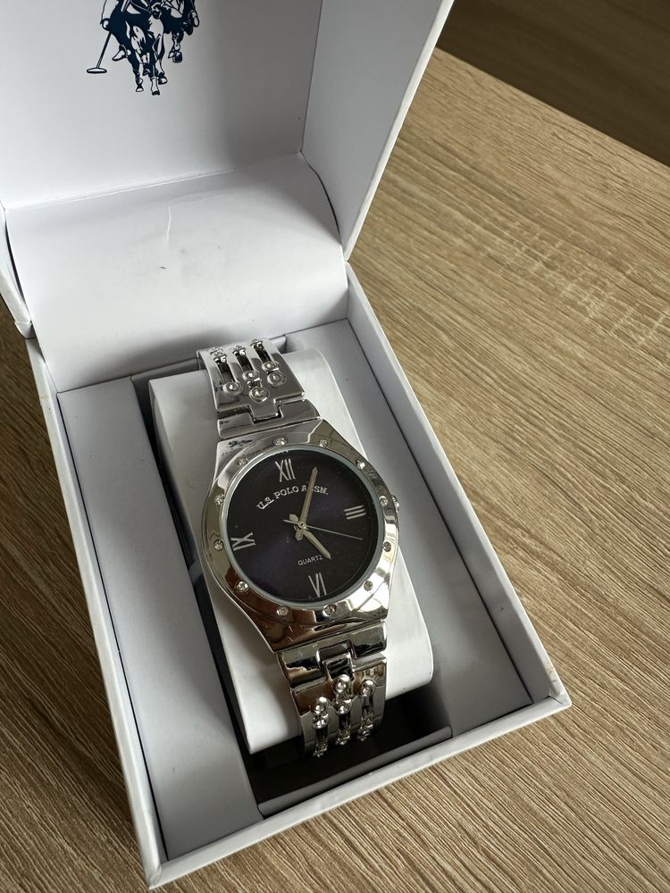 Продам женские часы от US Polo ASSN