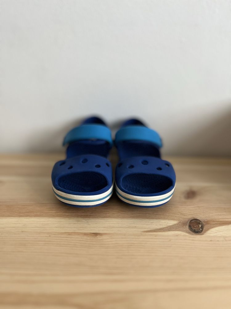 Сандалии Crocs C8