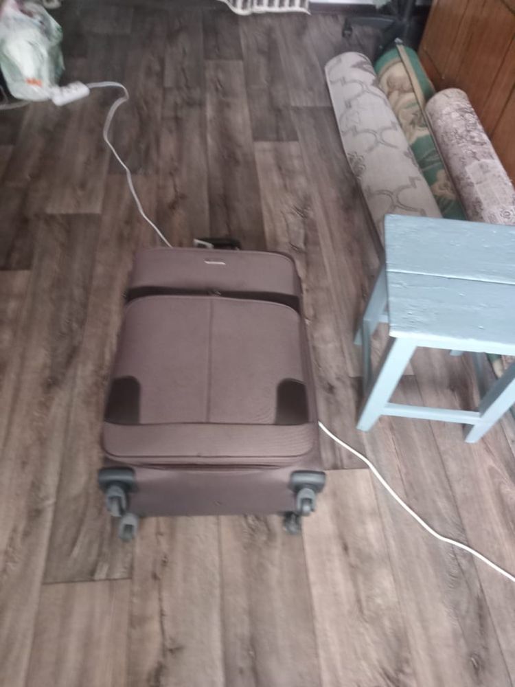 Продам турецкий чемодан