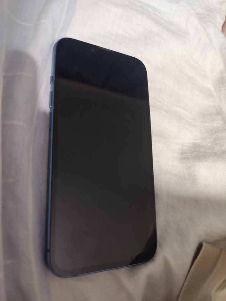 IPHONE 13 Б/у торг есть