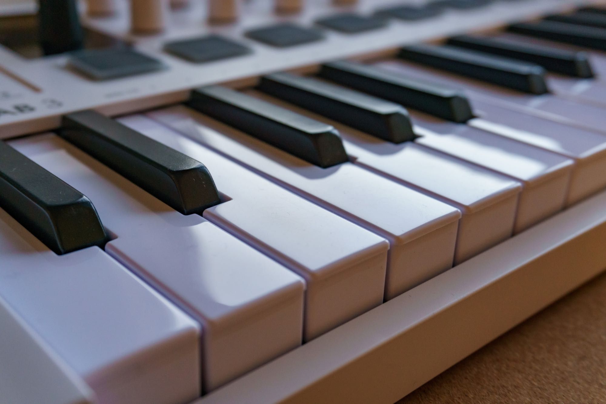 MIDI-клавиатура Arturia MiniLab 3