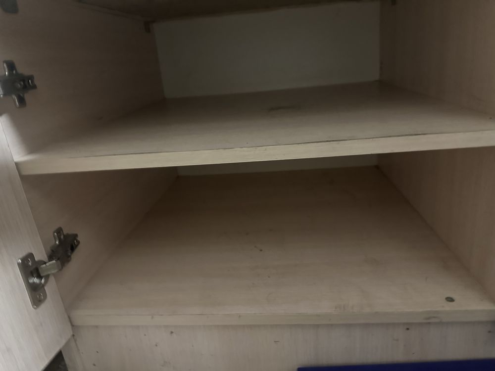 Шкаф для прихожкий в хорошем состояний