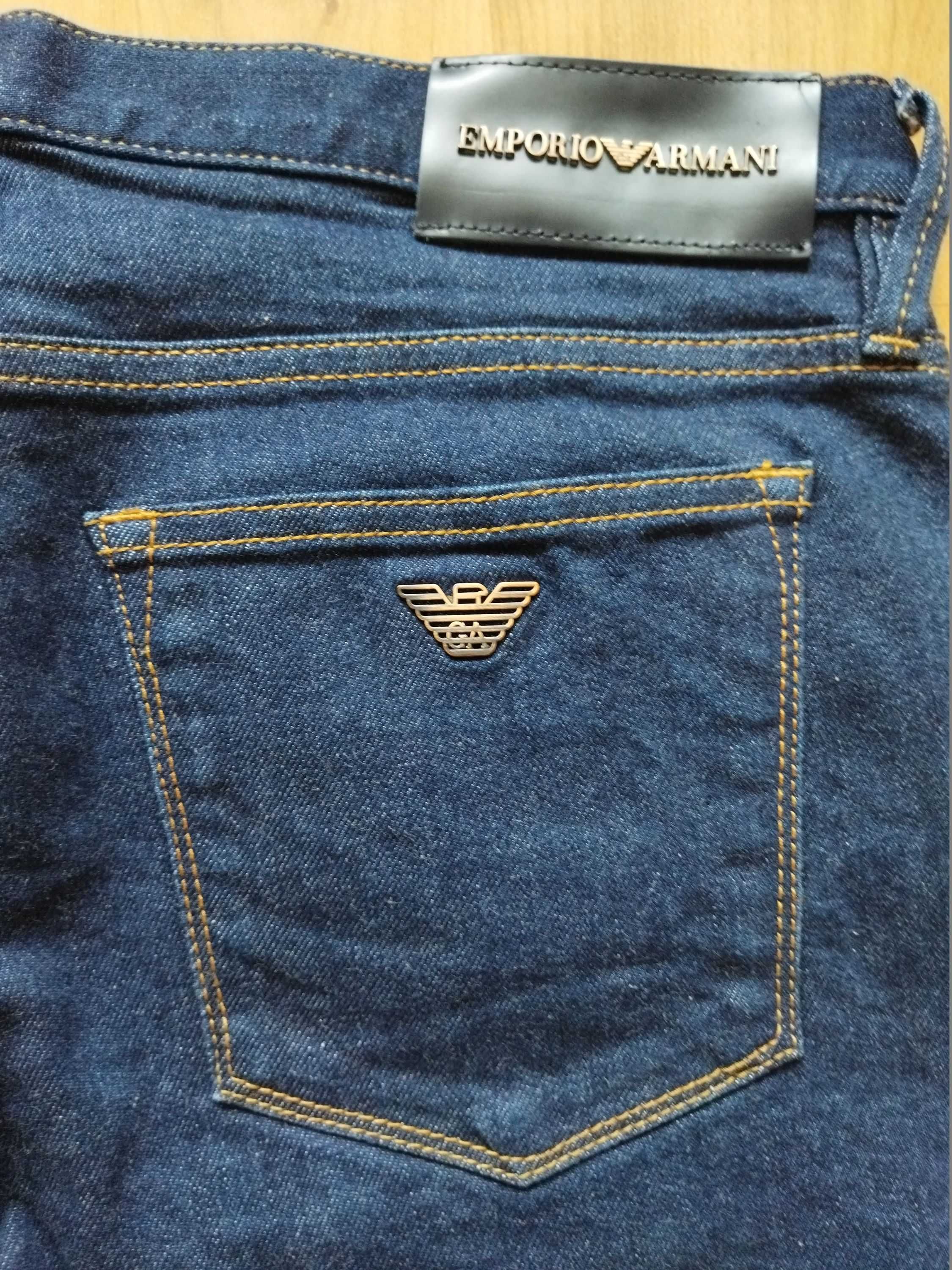 Джинсы мужские Emporio Armani (Италия),скинни,оригинал,новые,р-р 48