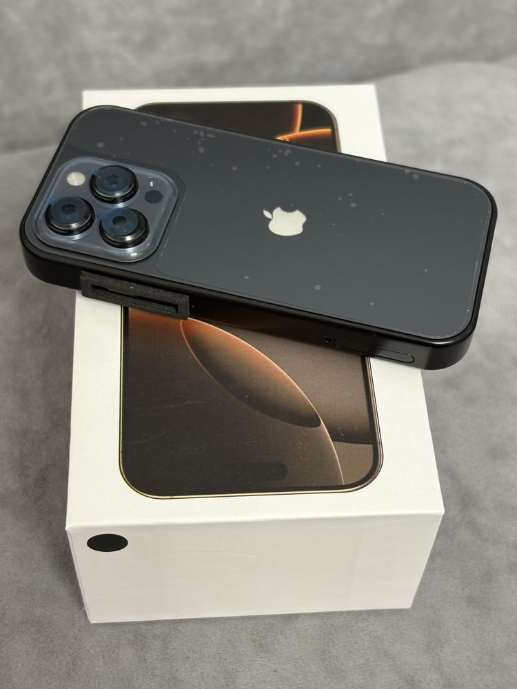 iPhone 16 PRO MAX