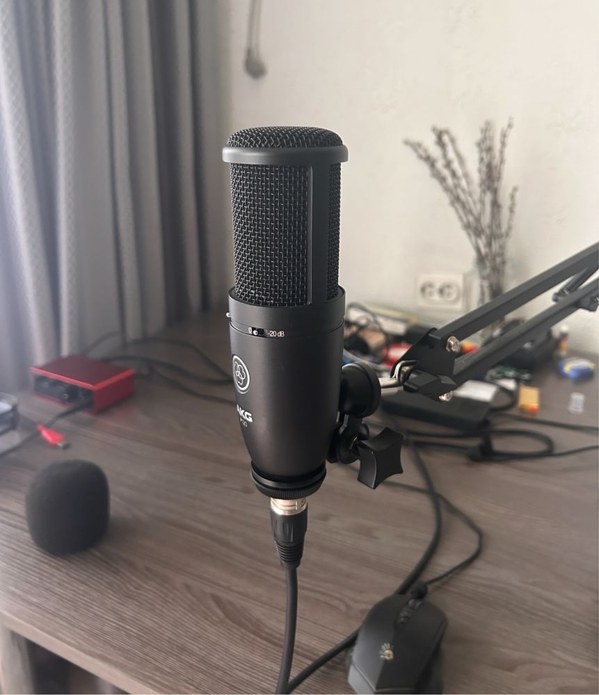 AKG P120 + XLR шнур