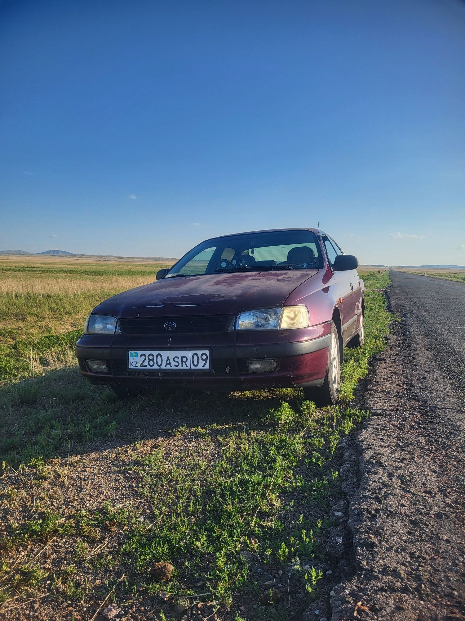 Тайота карина е 1995