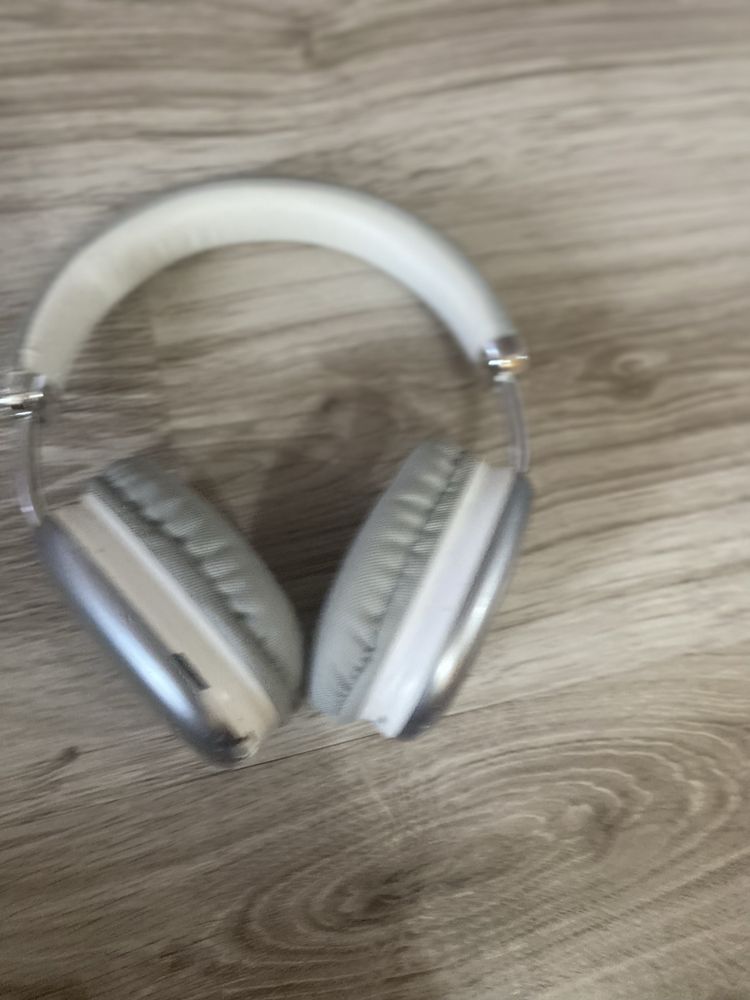 Продам наушники  ушн