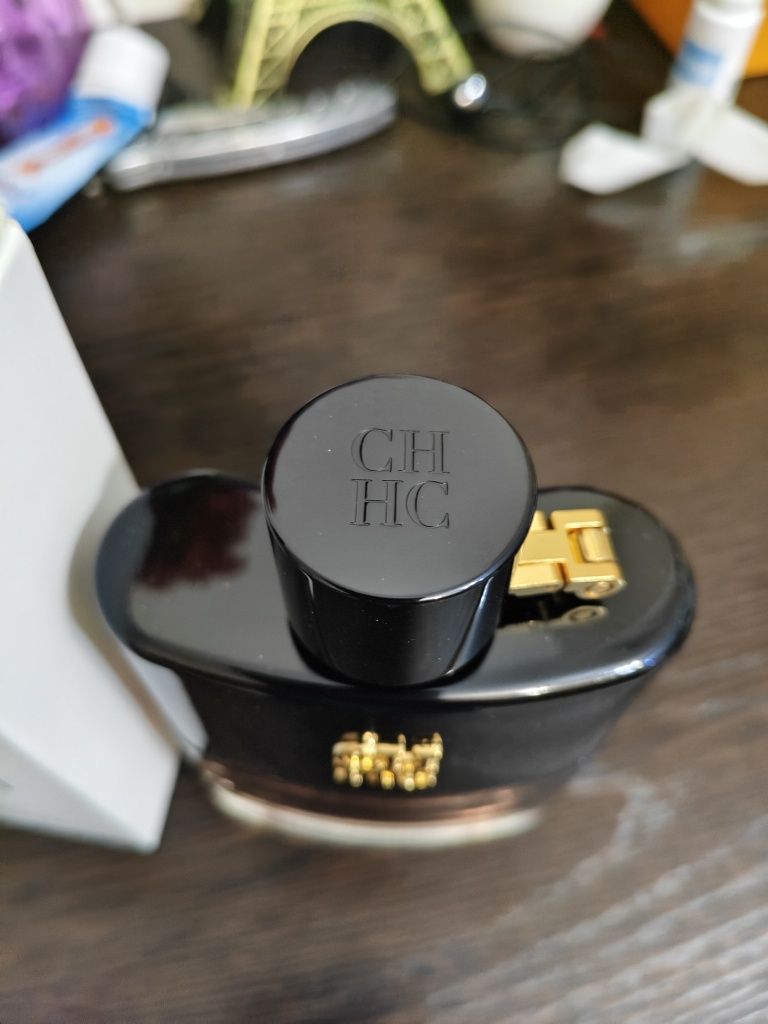 мужской парфюм CH men privee Carolina Herrera