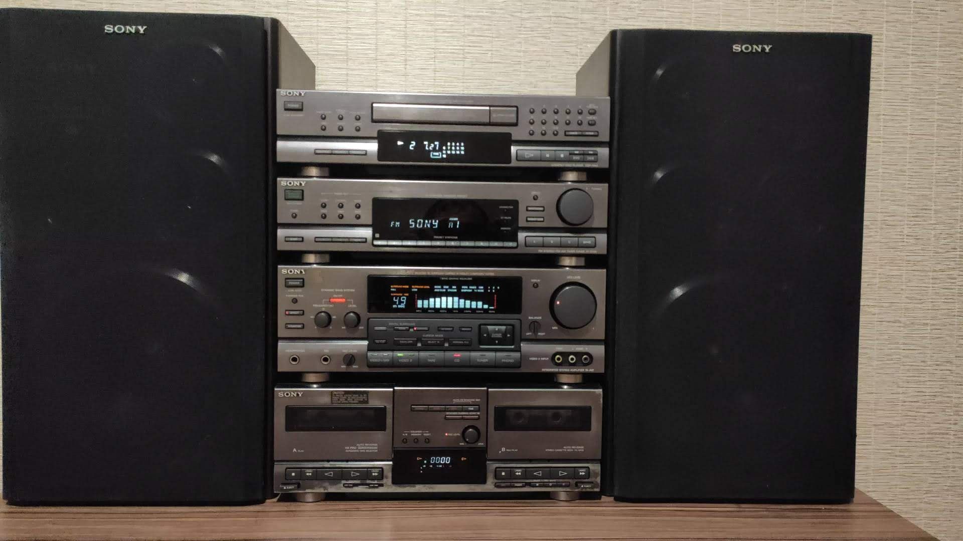 Музыкальный центр SONY LBT-A67 под профилактику