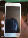 Продам телефон Самсунг j5prime