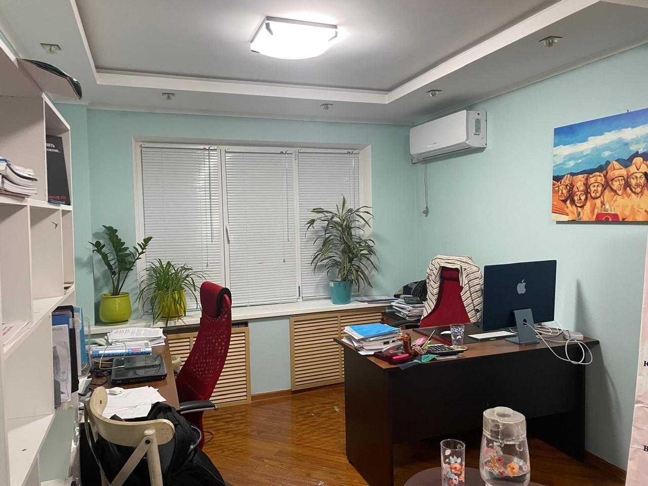 Продам квартиру, 3-х комнатная.