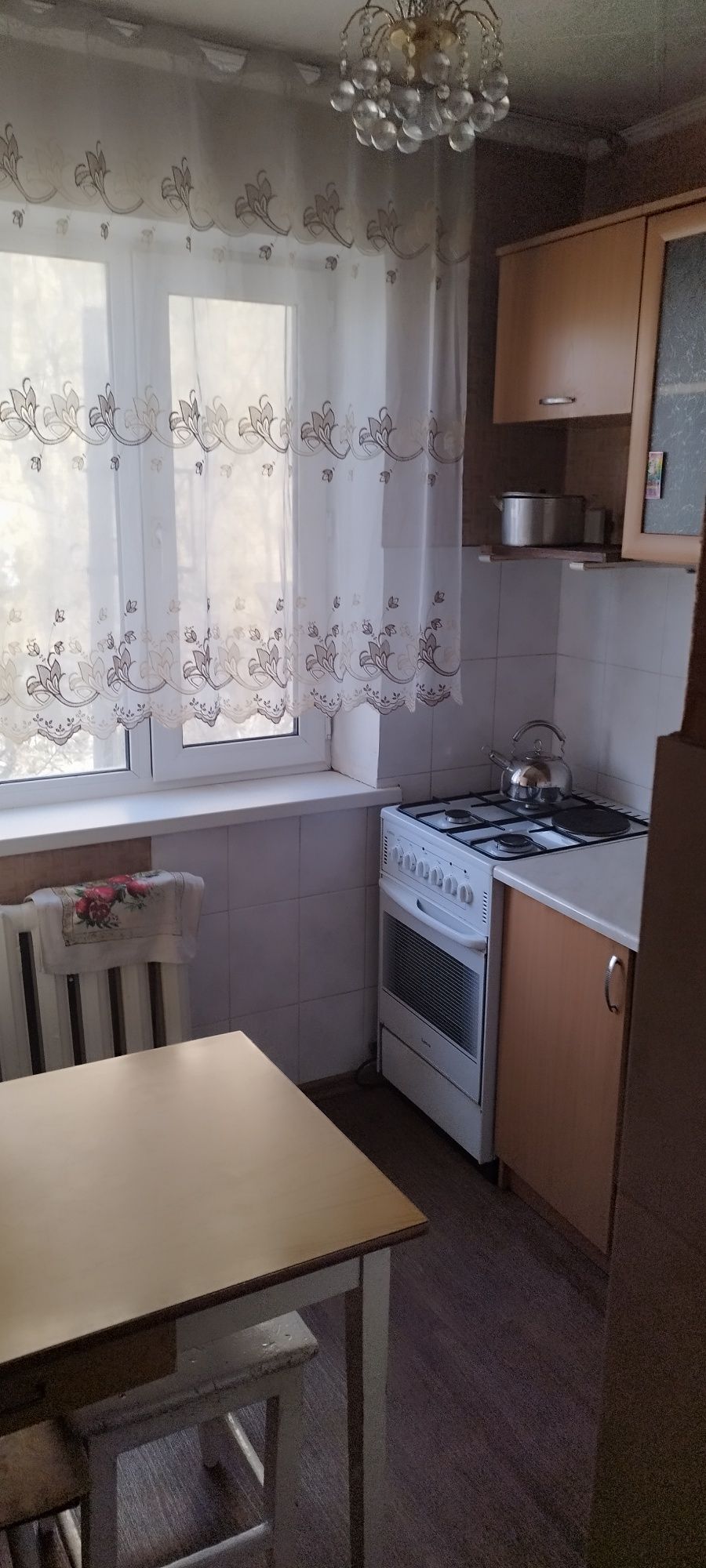 Продам 2-х комнатную квартиру, район Цемпоселок.
