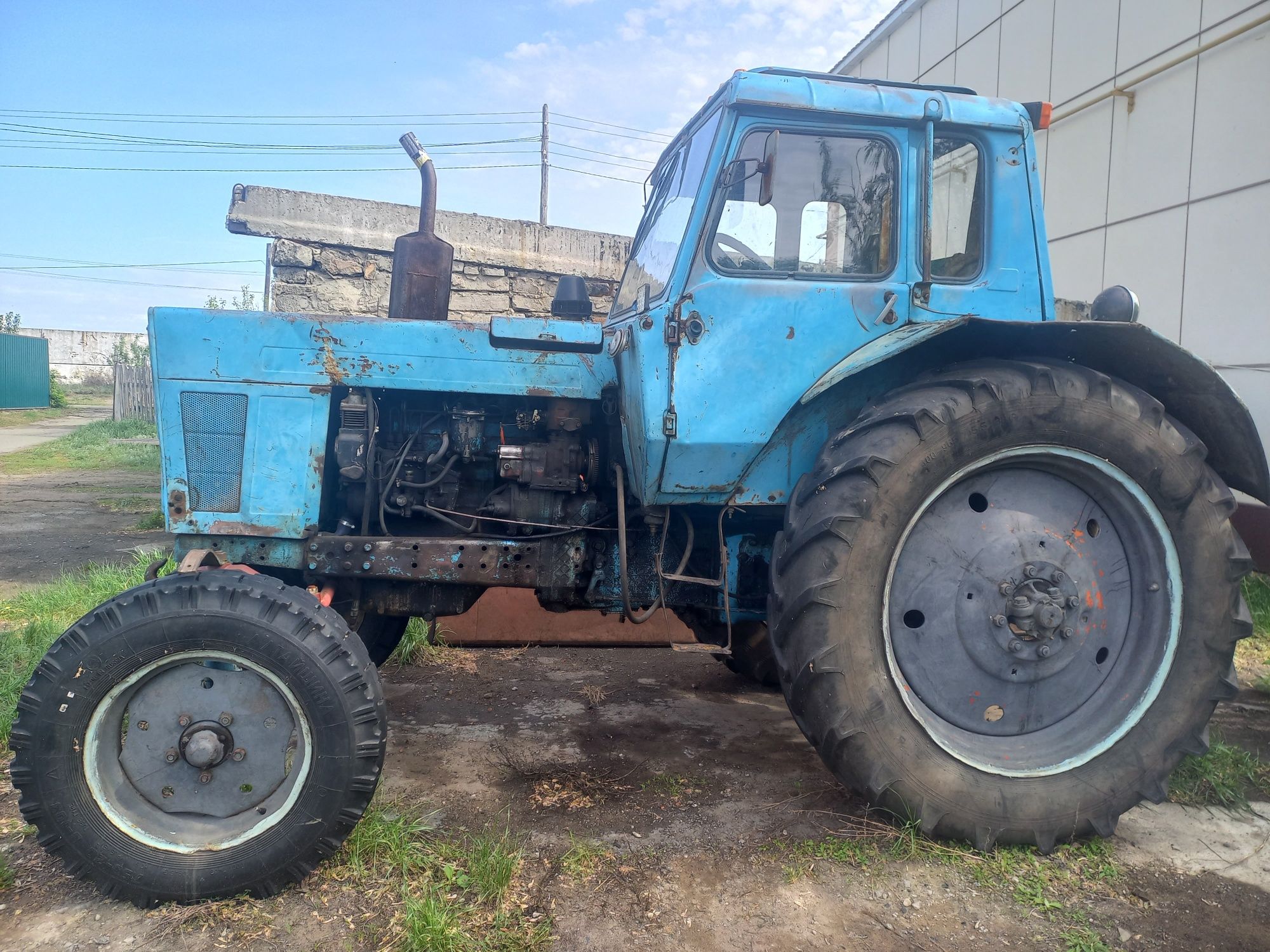 Продам трактор мтз 80 в хорошем рабочем состоянии