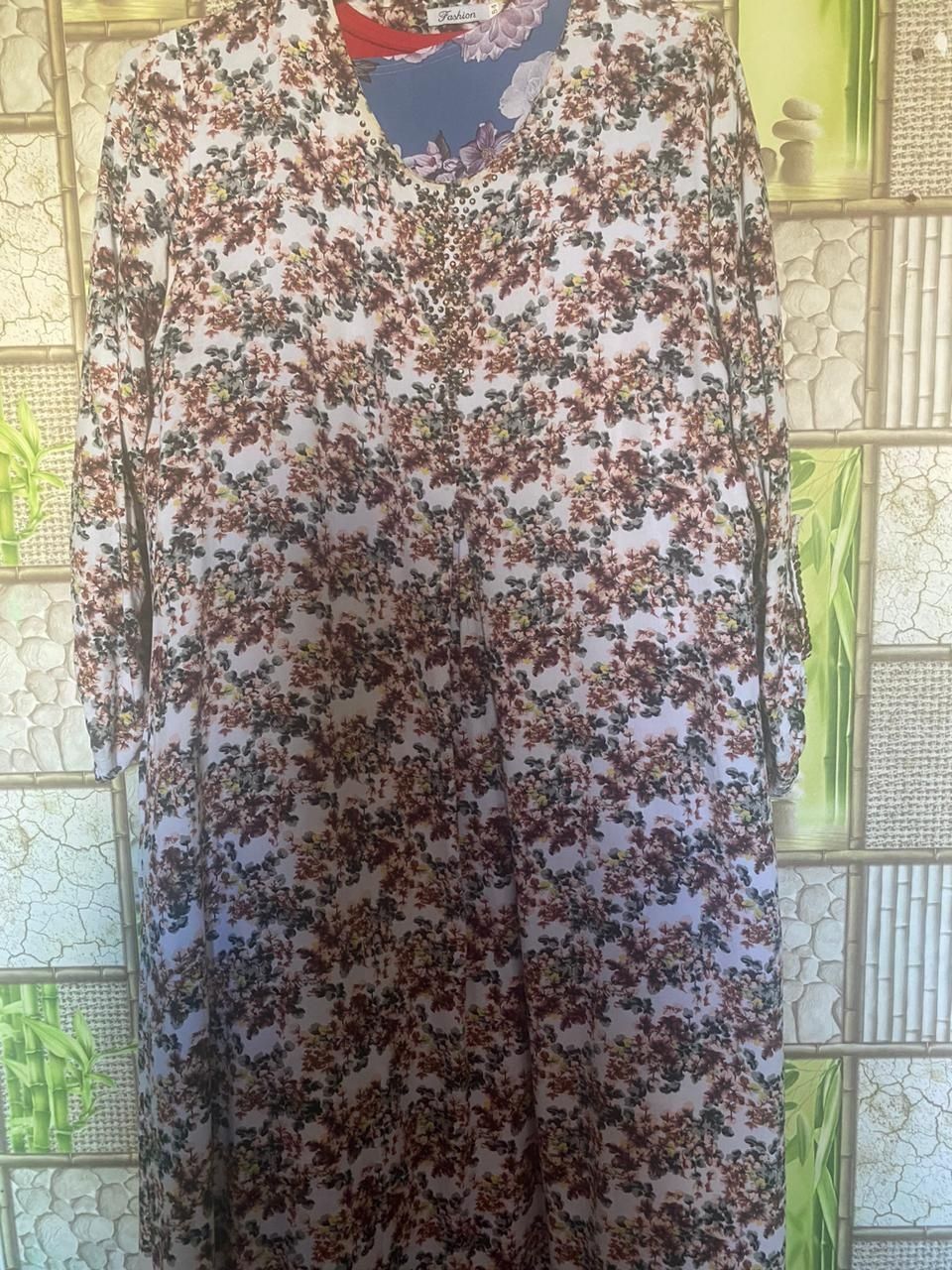 Продам женские платья и разные вещи