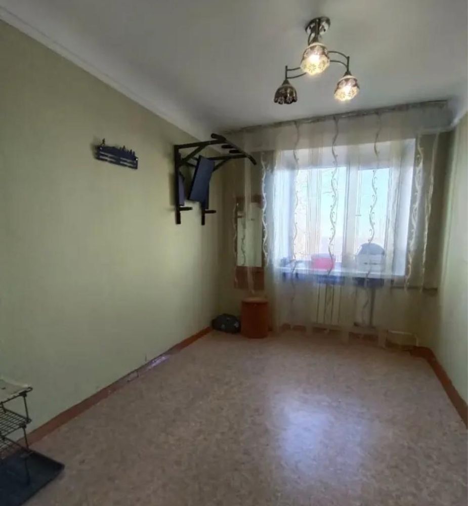 Продам 4-х комн квартиру 5/5