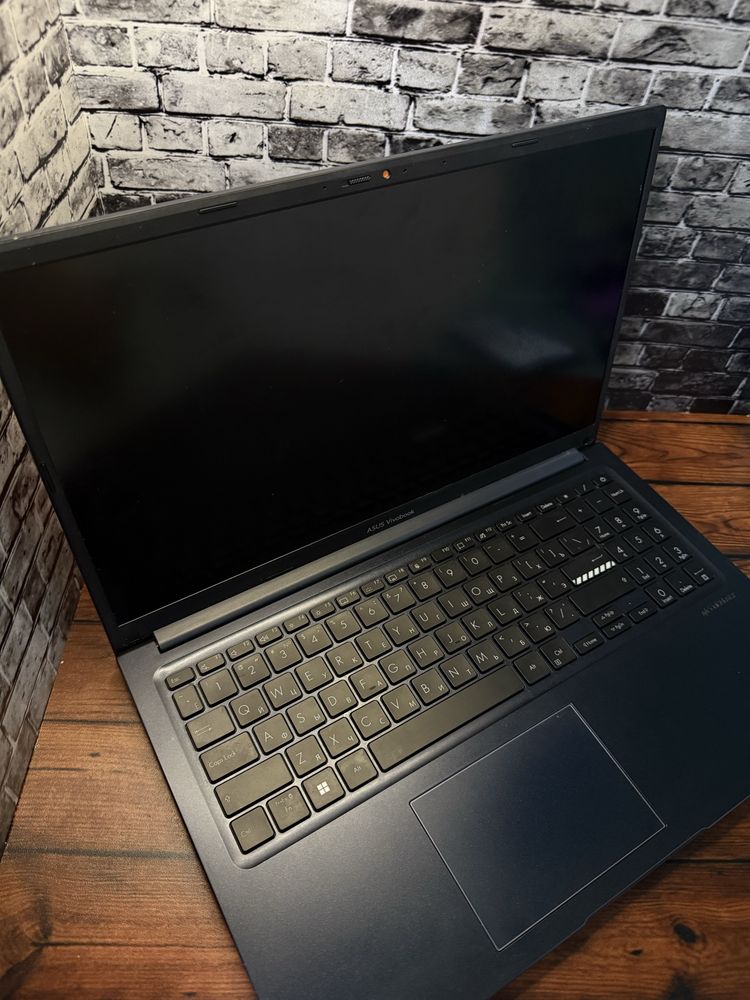 Asus Vivobook Intel Core i-3