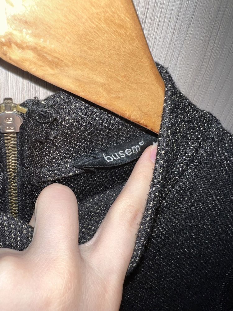 Платье на осень твидовое от Busem