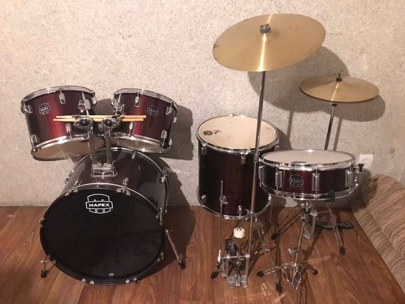 Барабаны Mapex в хорошем состоянии