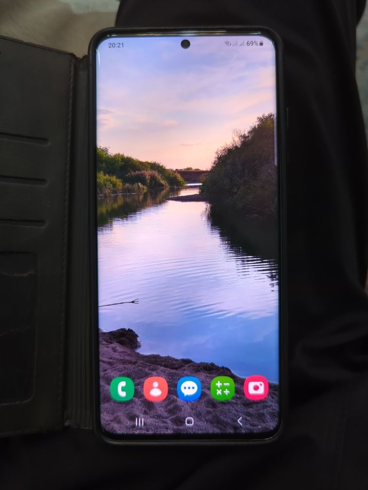 Продам самсунг S20ultra