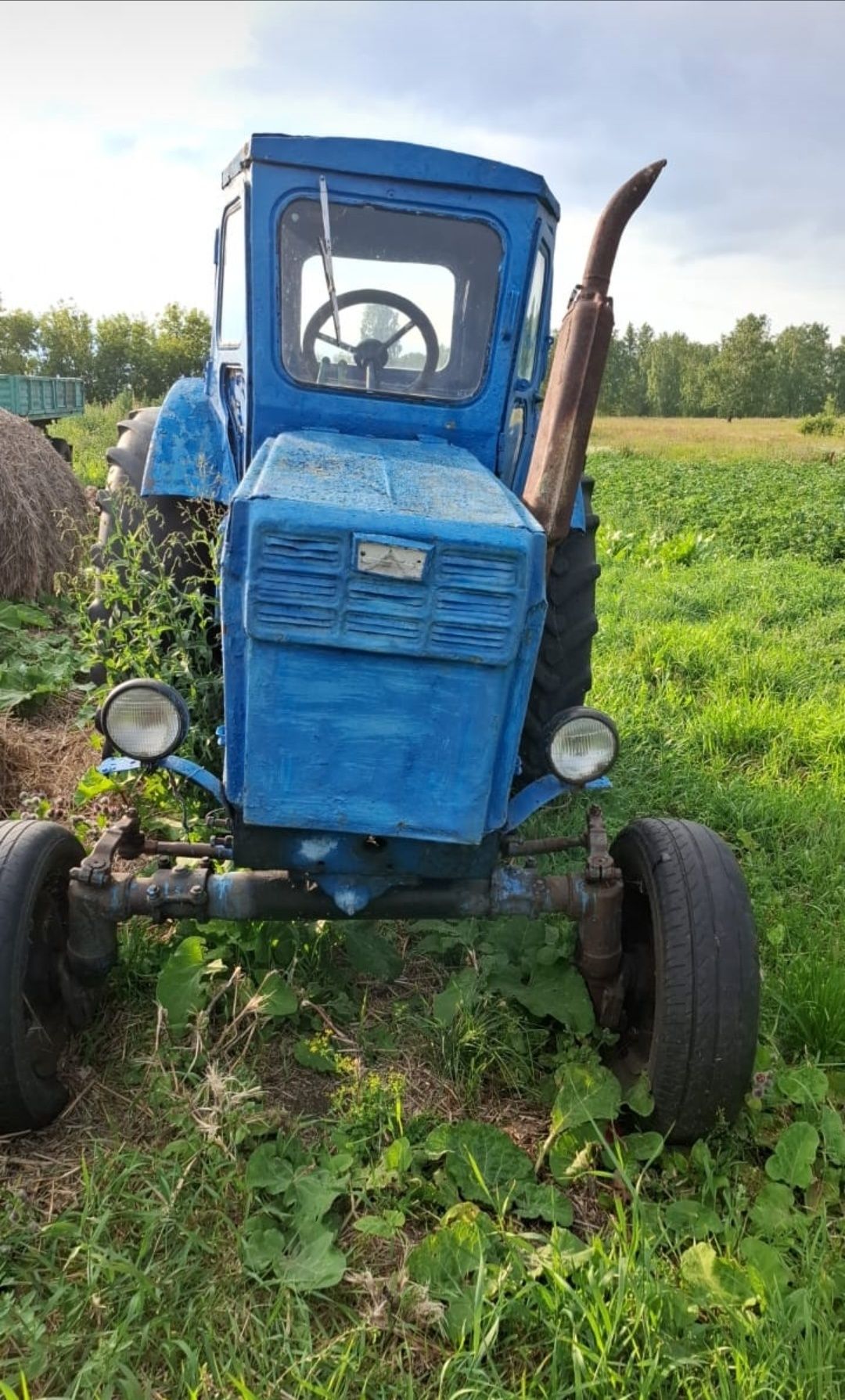 Продам трактор не на ходу