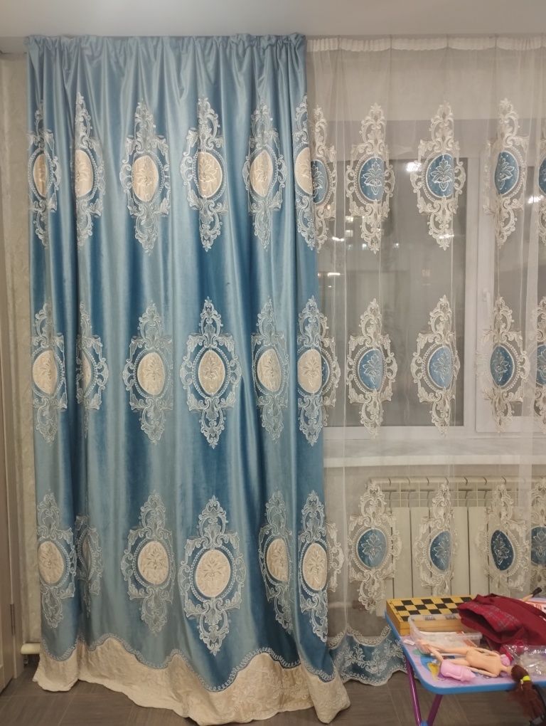Продам шторы с тюлями