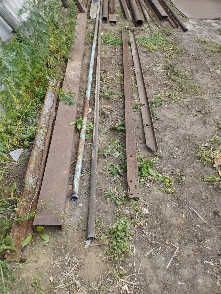 Продам деловой металл б/у