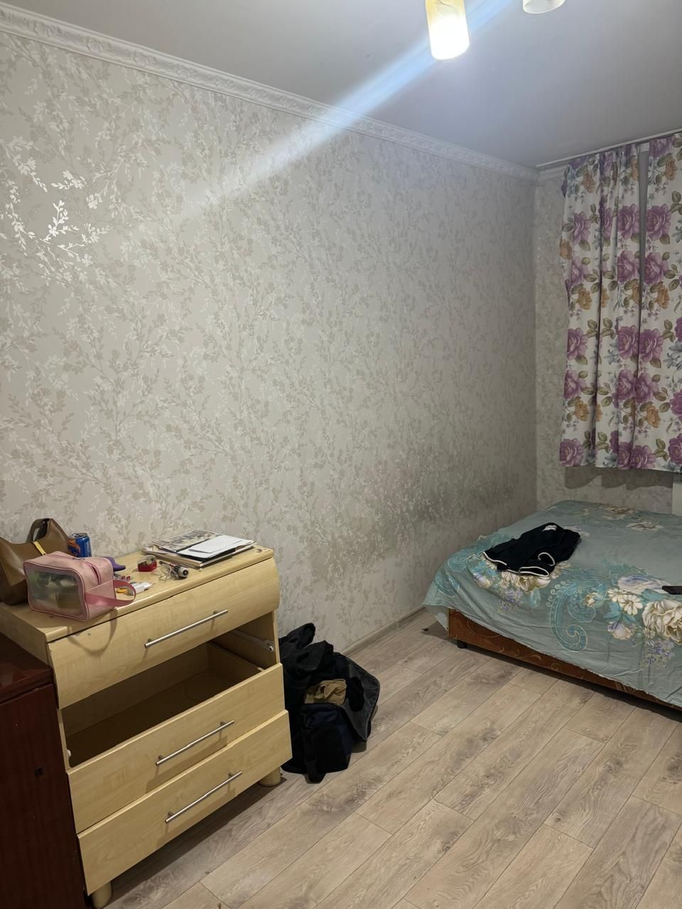 3 бөлмелі пәтер ұзақ мерзімге жалға беріледі, Майқұдық 15 мкр